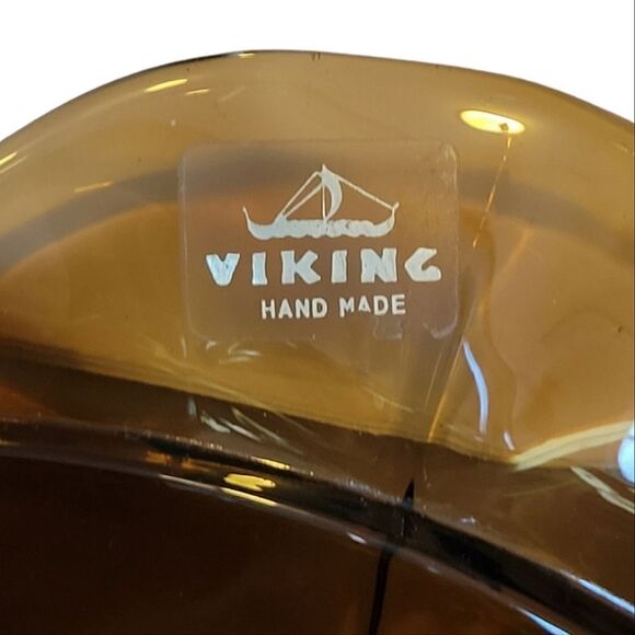 Vintage Viking Hand Made Amber Leaf Clear Handle Collectable Glass Bowl - Picture 6 of 6